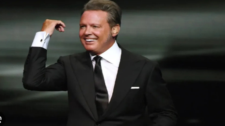 Luis Miguel Age: